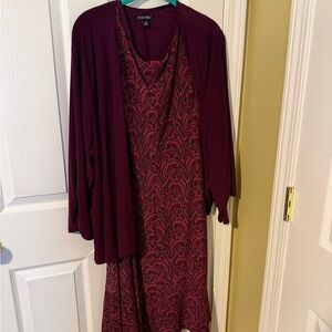 Roz & Ali Burgundy Paisley Maxi Dress with Matching Cardigan